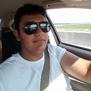 Meet your Posher, Mario humberto